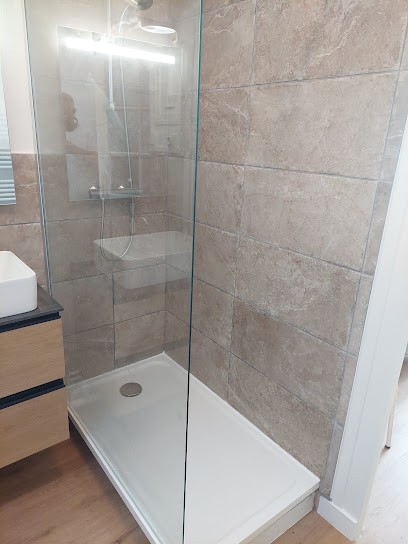 APLOMBELEC (Plombier Electricien Salle De Bain), Plombier à Luc-sur-Mer