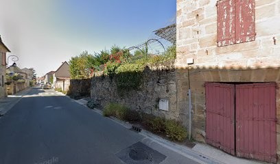 Sainte Marie Robert, Plombier à Lacapelle-Marival