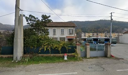 Marquise Patrice, Plombier à Saint-Vallier