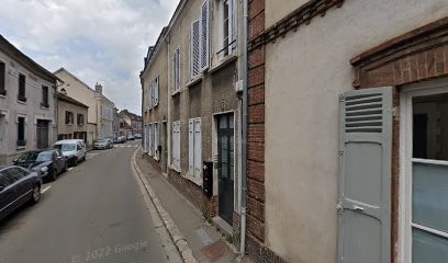 Bataille Alexandra, Plombier à Nogent-le-Roi