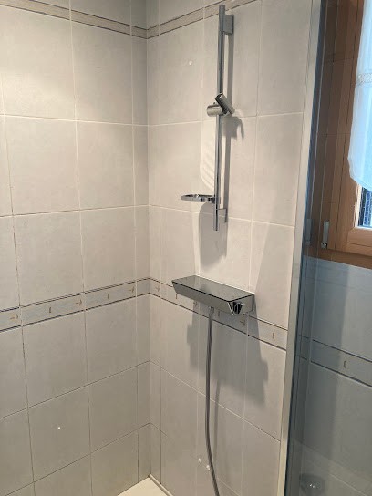 Cornouaille Sanithermie, Plombier à Plonéour-Lanvern