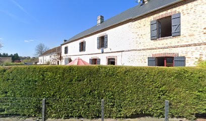 Pierre Jean-Michel, Plombier à Saint-Hilaire-le-Châtel