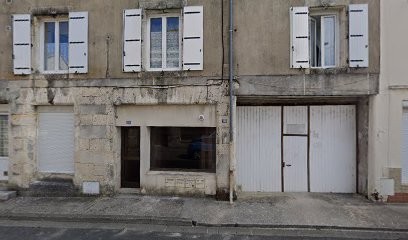 Brandy Lilian Didier, Plombier à Rouillac