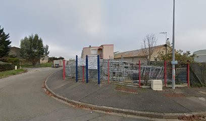 AMBROISE, Plombier à Lèves