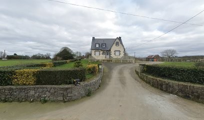 Colas Michel, Plombier à Plouvara