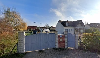 Demirci Bunyamin, Plombier à Dhuizon