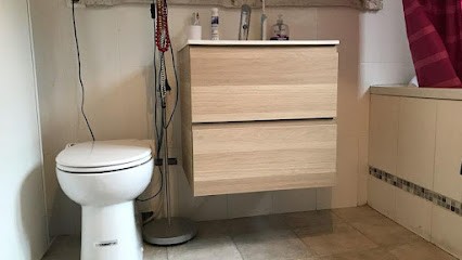 Ben & Neuse, Plombier à Saint-Martin-d'Ardèche