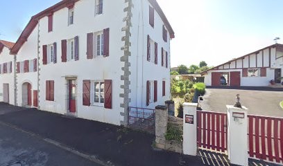 Lassale, Plombier à Saint-Palais