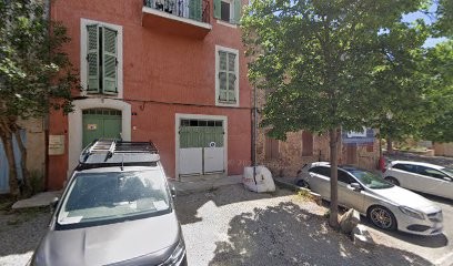 Mimouna Maher, Plombier à Vidauban