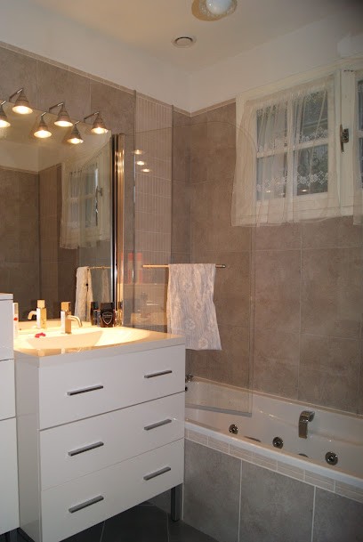 Longeard Philippe, Plombier à Pabu