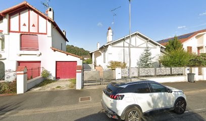 Lissarrague Sarasa Fabienne, Plombier à Gelos