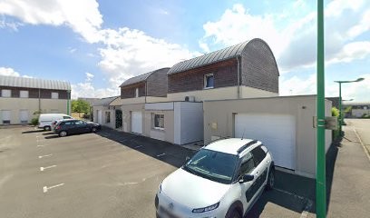 Janvier Patrice, Plombier à L'Huisserie