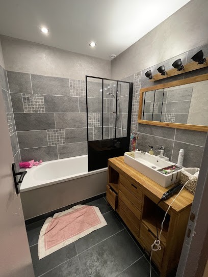 Debande Alexandre, Plombier à Saint-Genès-de-Blaye