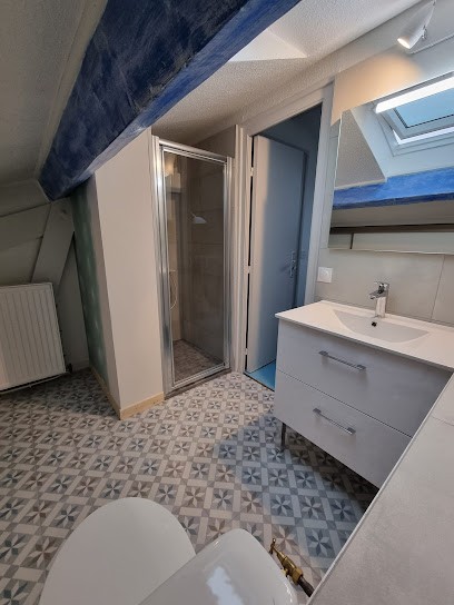 SARL QDDC, Plombier à L'Étrat